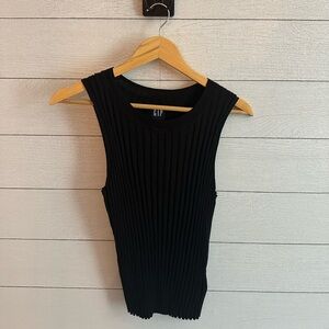 NWT ✨ Gap Ribbed Lightweight Sweater Tank